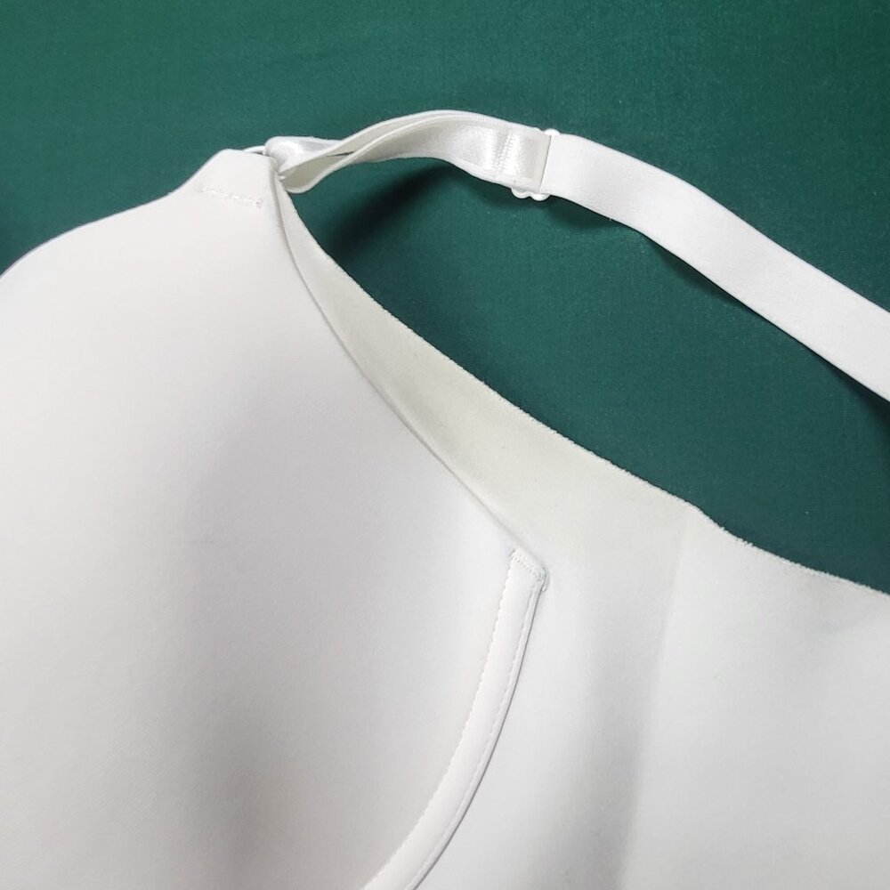 Warner's Set Of Three Side-Smoothing Style Bras A… - image 5